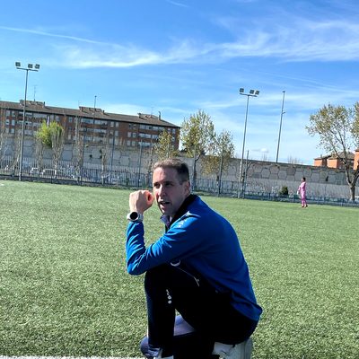 Miguel Juste en el campo de entrenamiento
